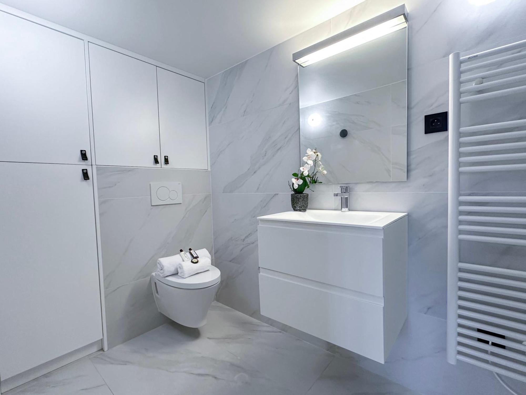 Luxurious Family Near Luxembourg * Parijs
