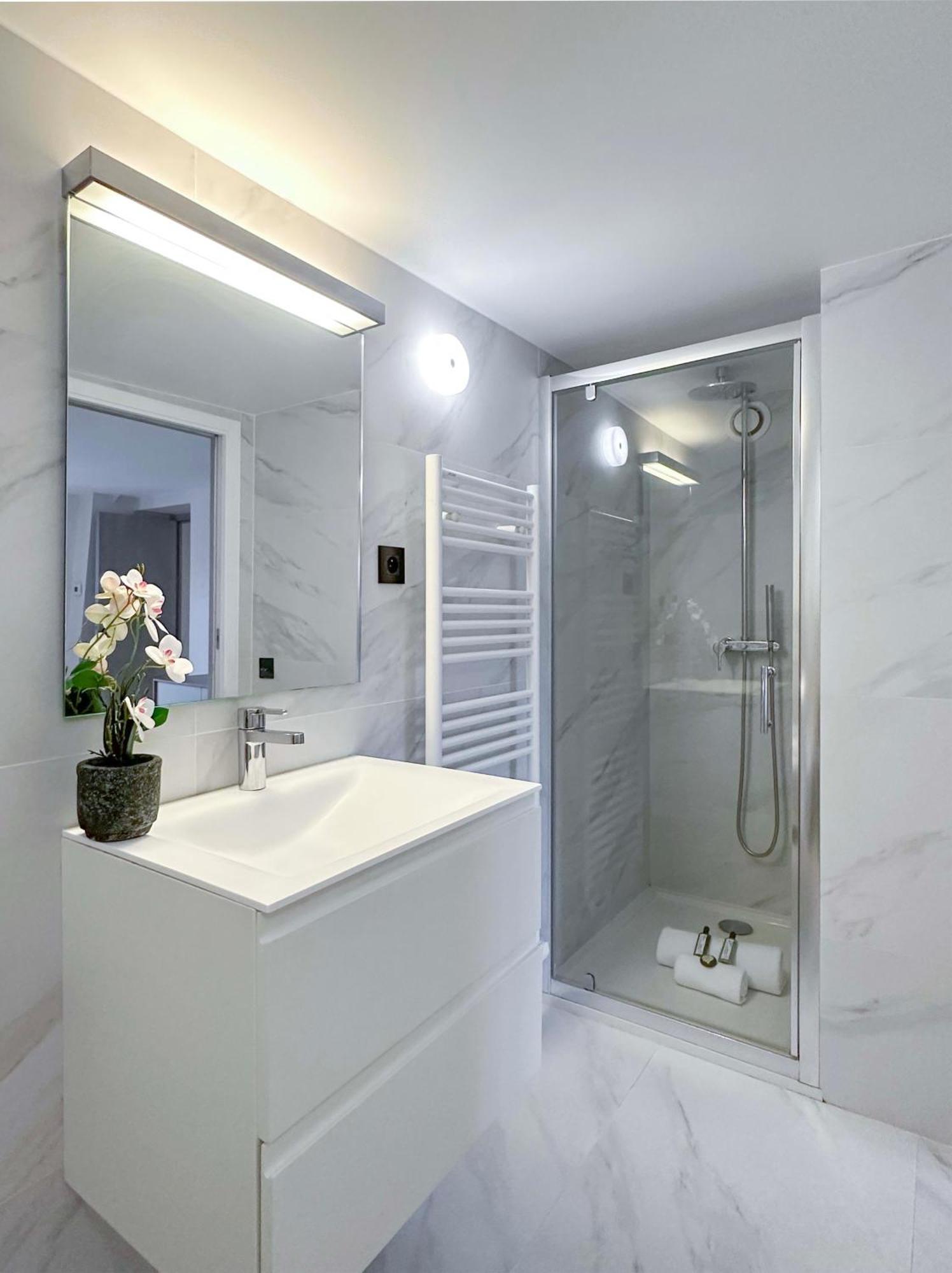 Luxurious Family Near Luxembourg Appartement *