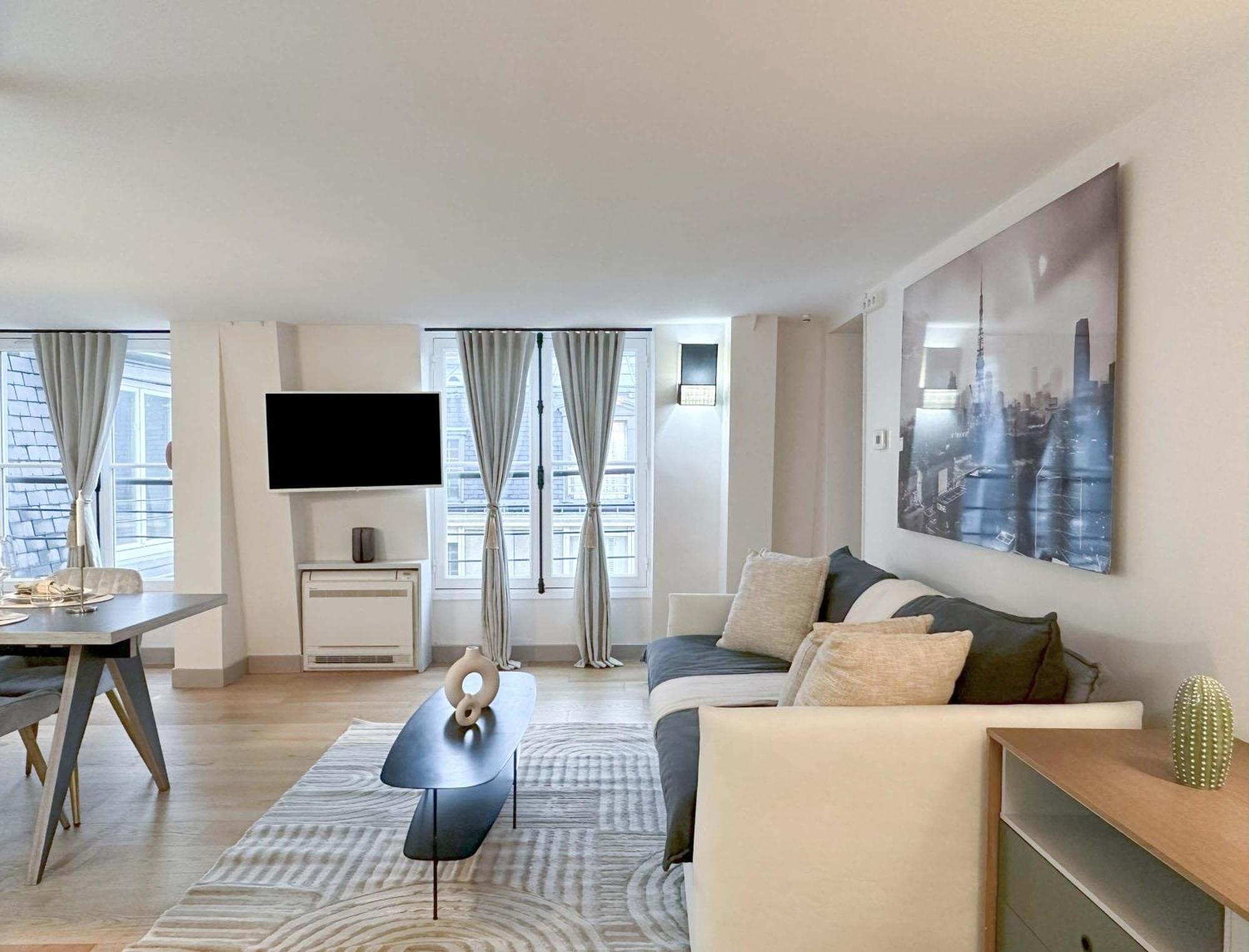 Luxurious Family Near Luxembourg * Parijs